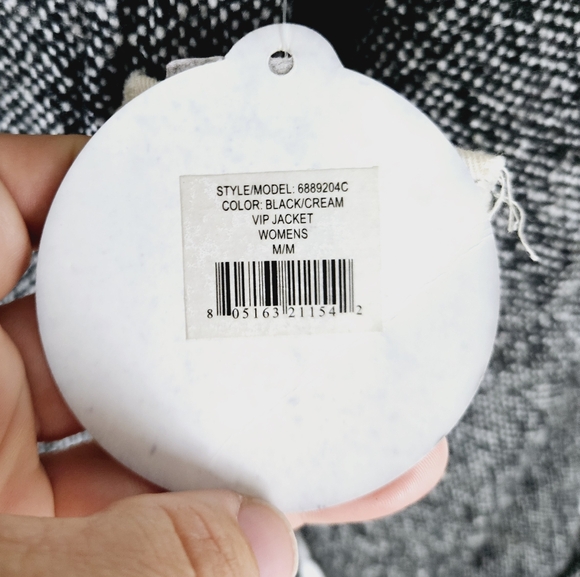 POWDER ROOM | double breasted lined boucle pea coat - Picture 8 of 12